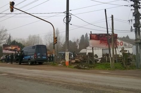 Adelanto: la Policía Federal allanó en Matheu un aserradero ubicado en Ruta 25 y Alborada