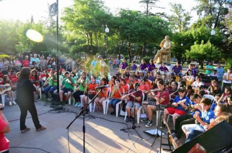 La Municipalidad de Escobar anuncia el Carnaval de la Flor, abre nuevas vacantes para la orquesta Tunquelén y lanza un concurso musical