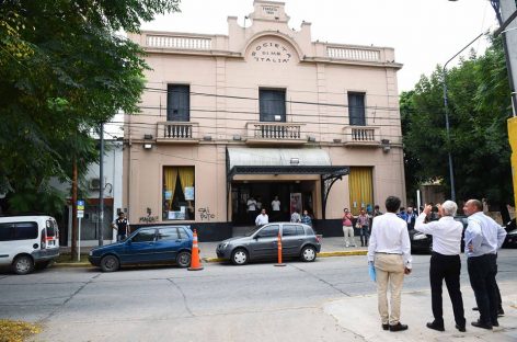 El empresario Eduardo Costantini donará 16 millones de pesos para refaccionar el teatro municipal de Escobar