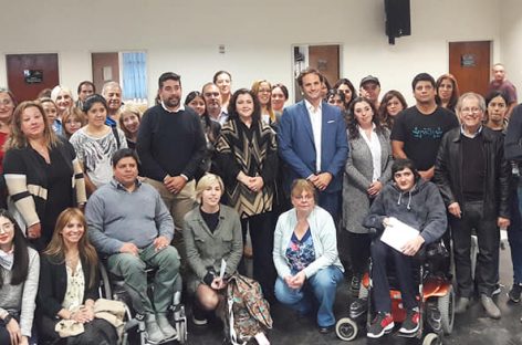 Rocío Fernández inauguró un curso de ciclos intensivos del INCaP en el HCD de Escobar