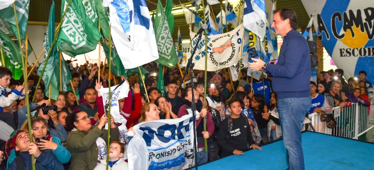 Más de mil jóvenes comprometidos con el presente y futuro de Escobar apoyan el proyecto de transformación impulsado por Ariel Sujarchuk