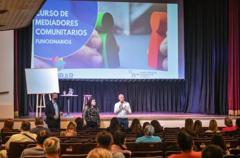 Comenzó a dictarse el curso de mediadores comunitarios para funcionarios de gobierno