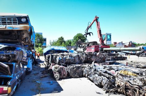 El Municipio finalizó con las tareas de compactación, descontaminación y disposición final de vehículos y chatarra abandonada