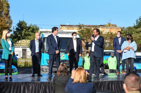 Sujarchuk presentó el programa Municipios de Pie junto a Wado de Pedro, Verónica Magario y Teresa García