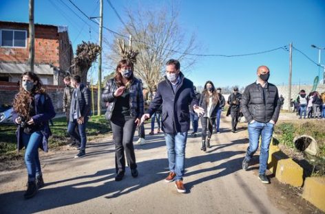 Se firmó un convenio para realizar importantes obras de infraestructura en el barrio Villa La Esperanza del partido de Escobar