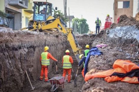 Intensifican la construcción del paso bajo nivel de la calle Pablo Podestá