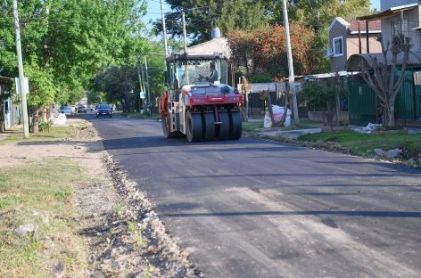 Continúa la pavimentación de las calles Almirante Brown y Eva Perón en Garín