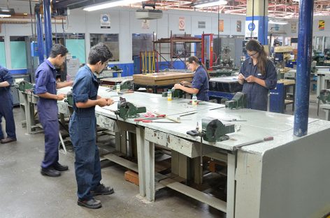 El Presidente Fernández anunció la creación de 100 escuelas técnicas, una de las cuales será para Escobar