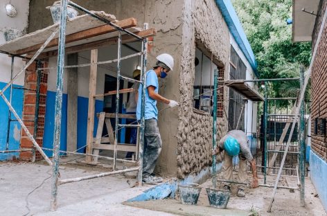 Continúan las obras de infraestructura en 12 escuelas y jardines públicos del distrito