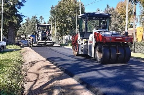 Comenzó la obra de pavimentación en la calle Beliera de Maquinista Savio