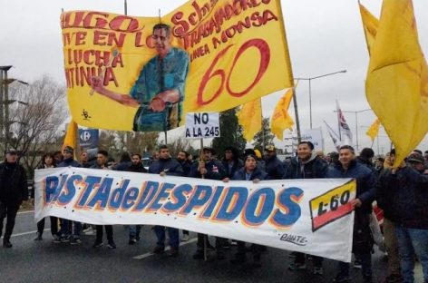 Ahora: paro de la Línea 60, los trabajadores cortan la autopista Panamericana en Ingeniero Maschwitz