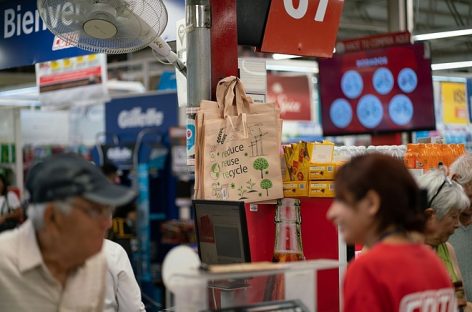 Escobar: más de 500 comercios comenzaron a reducir y eliminar el expendio de bolsas y sorbetes de un solo uso