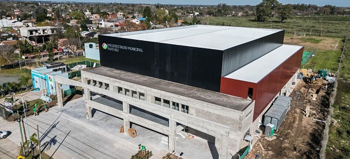 En Matheu quedó inaugurado el microestadio “Héroe de Malvinas José Raúl Ibáñez”