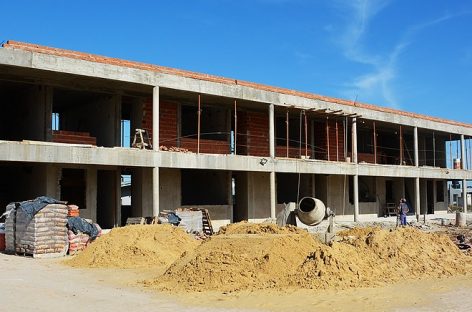 Avanza la construcción de dos jardines y una escuela primaria que tendrán gestión municipal