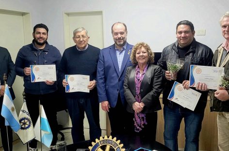 El Rotary Club de Escobar recibió al Gobernador de Distrito y agasajó a periodistas locales