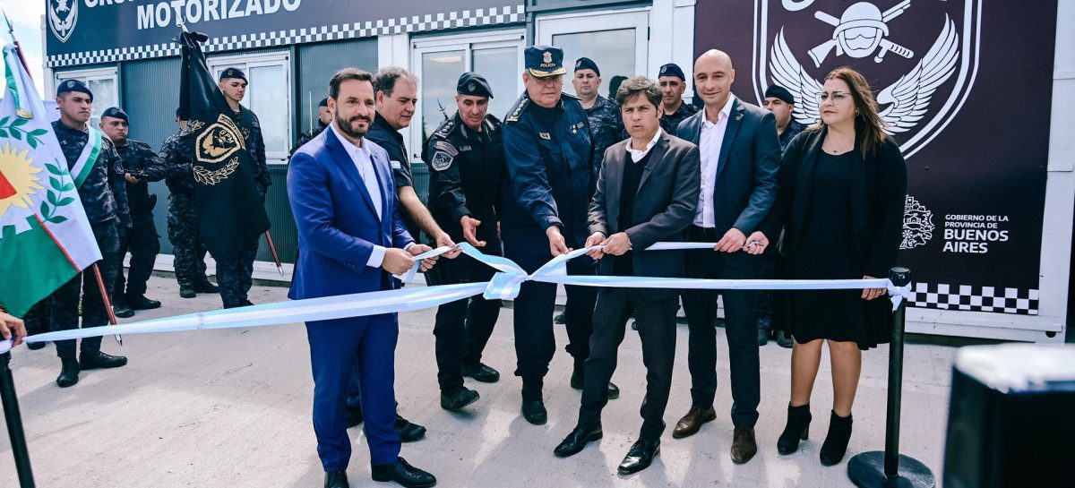 Kicillof visitó Maquinista Savio donde participó de la inauguración de una nueva posta del Grupo de Prevención Motorizado