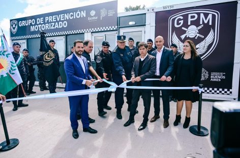 Kicillof visitó Maquinista Savio donde participó de la inauguración de una nueva posta del Grupo de Prevención Motorizado