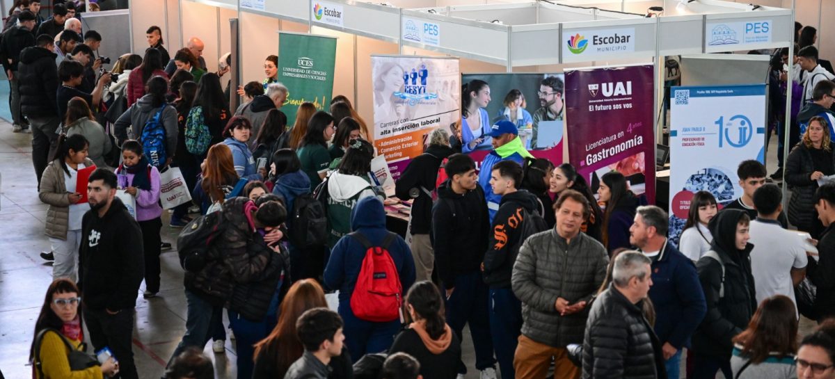 Por el paro nacional en las universidades, la Municipalidad postergó la Feria Universitaria y la Feria del Libro