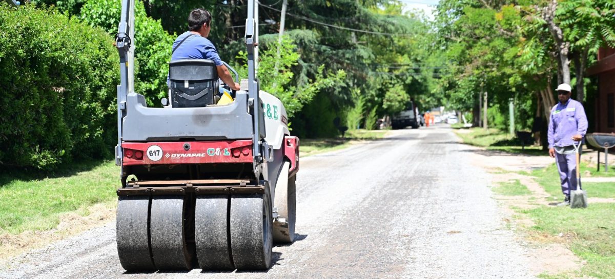 La Municipalidad mejora 40 calles que estaban en mal estado por trabajos inconclusos de AySA